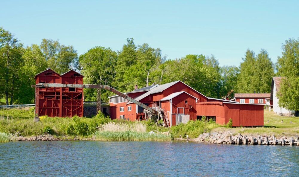 „Midsommar“ mit Techno und Klabautermann sowie einer tierischen Begegnung